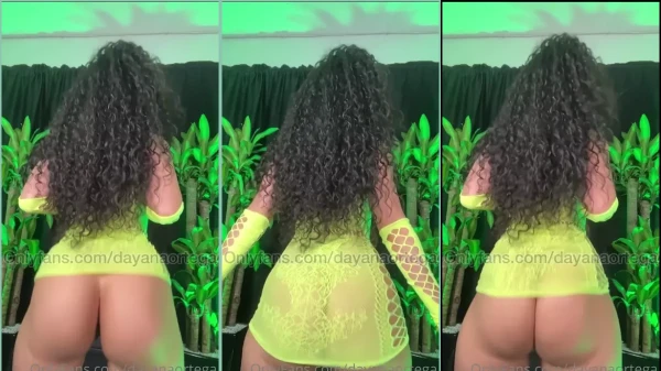 A bunda da Dayana Ortega sem roupa de baixo vai te deixar doido!