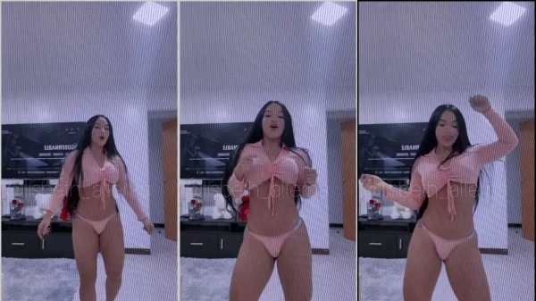 A bundinha da lisbethoficial é show de bola!