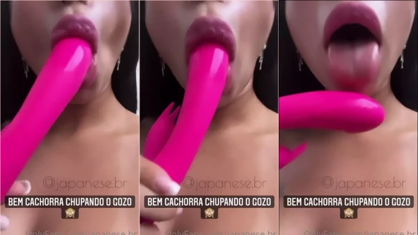 A Jully Queiroz ama se divertir com seu brinquedinho!