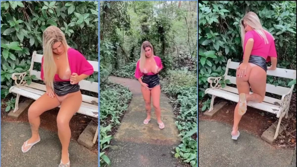 A linda Débora Peixoto, direto do Brasil, dando aquele show à mostra!