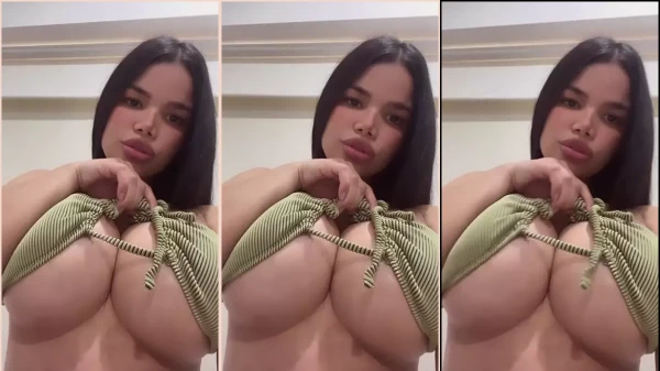 A morena de peitão tá arrasando com esse corpão!