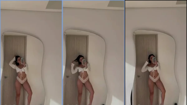 A Natália Torres adora mostrar suas curvas incríveis!