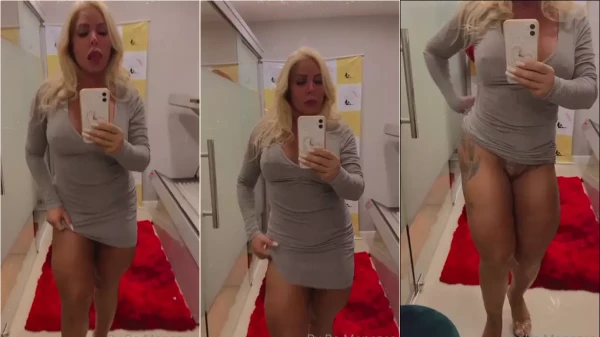 A Rosana Menezes levantou o vestido e revelou que estava sem underwear