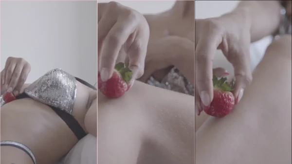 A Sarisbenavidezl tá muito empolgada e adora provocar!