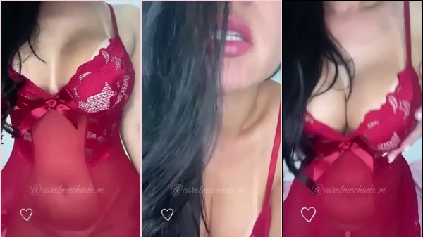 Carol Machado, a ousada e cheia de charme, soltando suas provocações picantes