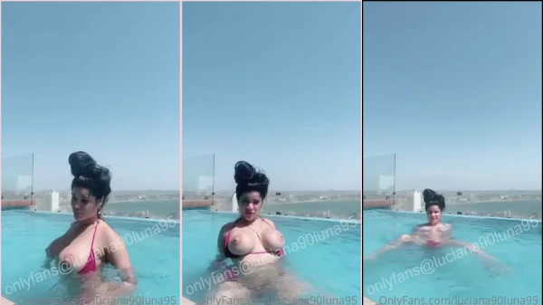 Dá uma olhada na Luciana Cedeño com os peitos de fora na piscina!