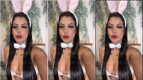 Dá uma olhada nesse vídeo da Naty Reis de coelhinha, toda sensual e causando!