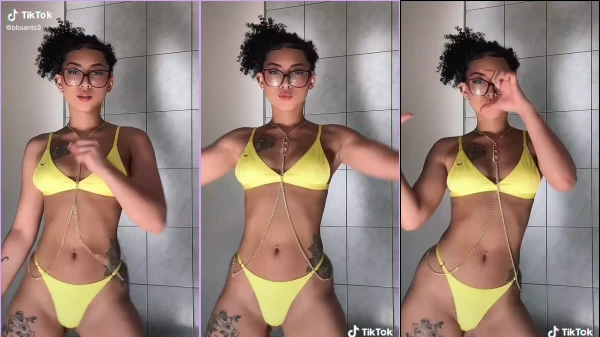 De calcinha, a bbsants se solta e arrasa na dança de um jeito bem provocante