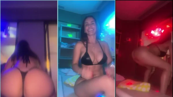 Dianarioss19 no motel, toda sexy e mostrando os peitos