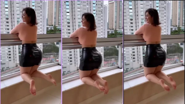 Essa White Fairy manja dos paranauês na hora de se mostrar