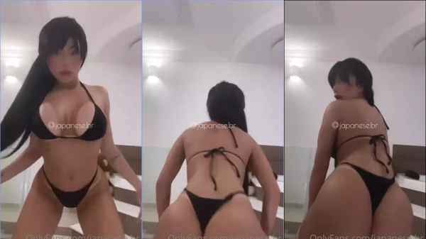 Gatinha Jully Queiroz arrasando no vídeo com seu rebolado!