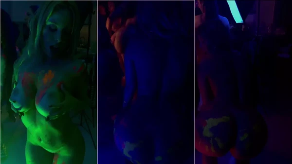 Giovanna Genesini toda nua no meio da festa!