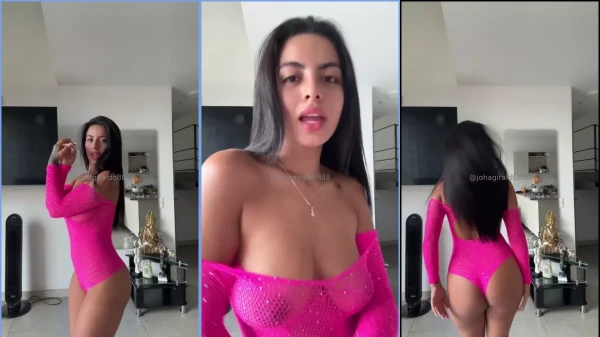 Joha Giraldo, uma delícia de mulher, com um bundão grandão e seios firmes no strip!