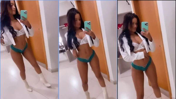 Karlyane Menezes, irresistível de calcinha