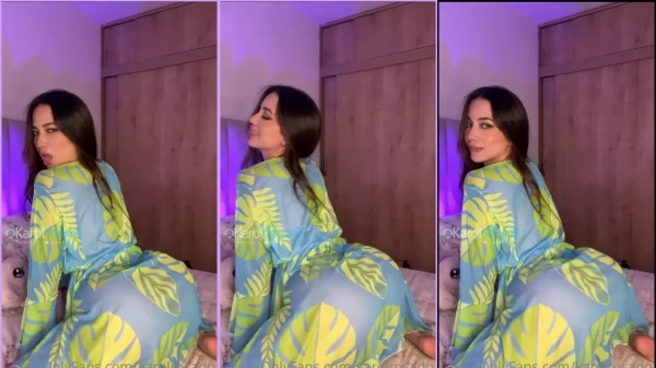 Karol Rosado rebolando marotamente na sua cama