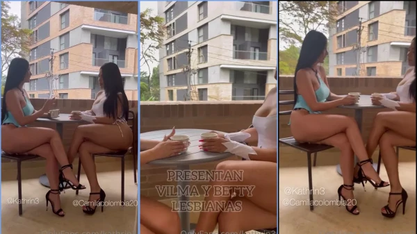 Kathrin mandando ver em um vídeo quente com a amiga dela que é lésbica