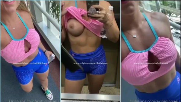 Lais ousadinha toda cheia de charme no elevador