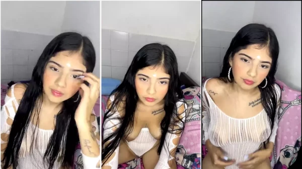 Lizeth Rios, a novinha loirinha, soltando a voz na safadeza!