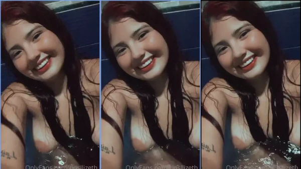 Lizeth Rios no OnlyFans, exibindo aquele sorriso de arrasar!