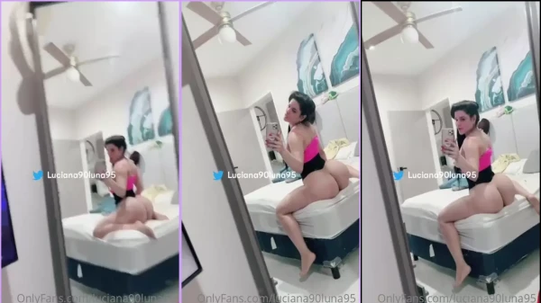 Luciana Cedeño, toda linda e nua, gravando um vídeo bem ousado