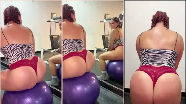 Mãe do Sebastian Moreno mandando ver no pilates!