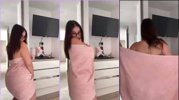 Mariana Hoyos em um vídeo exibindo seu corpão todo sexy!