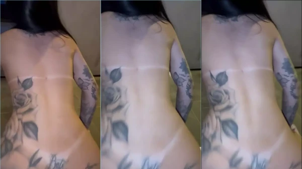 MC Mirella rebolando na satisfação deliciosa