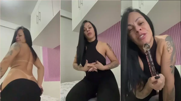 Melissa Pitanga se divertindo com o bumbum