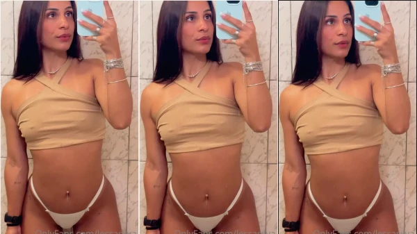 Morena brasileira Lessa Silva no vídeo do OnlyFans