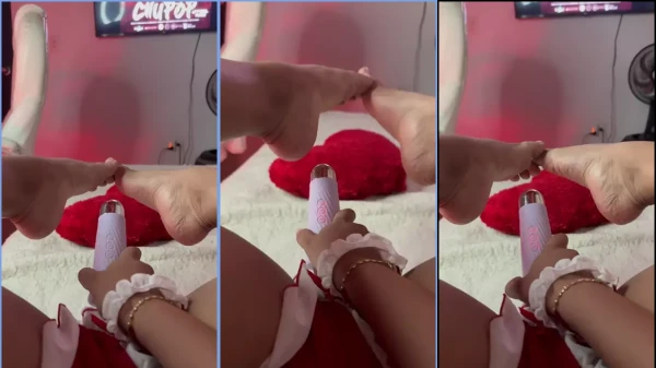Natalia Galvis usou um vibrador na xoxota e teve um orgasmo incrível