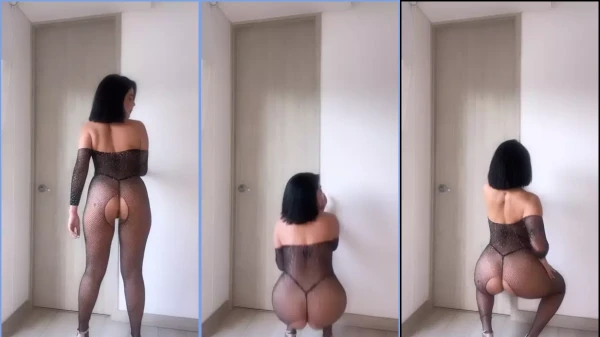 Natalia Torres, a delícia, rebolando seu bumbum!
