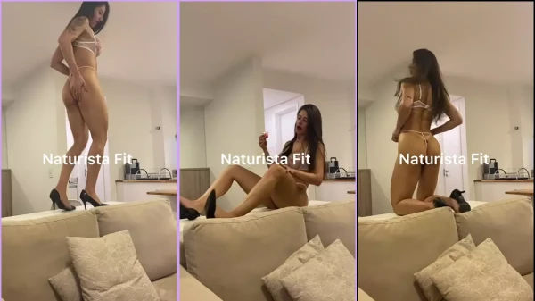 Nua, a Naturista Fit mostra seu corpão que é um verdadeiro espetáculo!