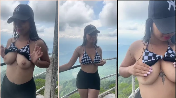 Paola Suarez, a gostosa de peitões, tá se exibindo!