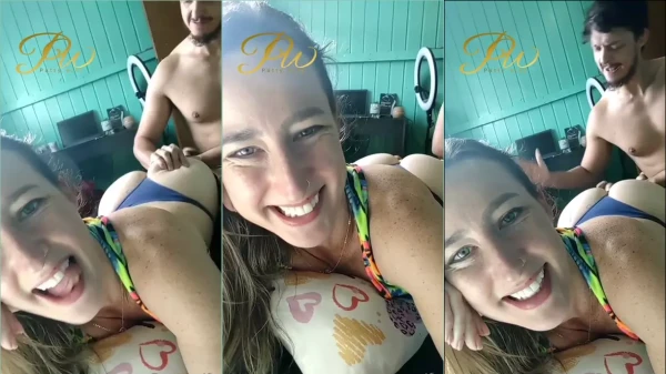 Patty esposa deixando o malandro dar uma chegadinha na sua parte de trás