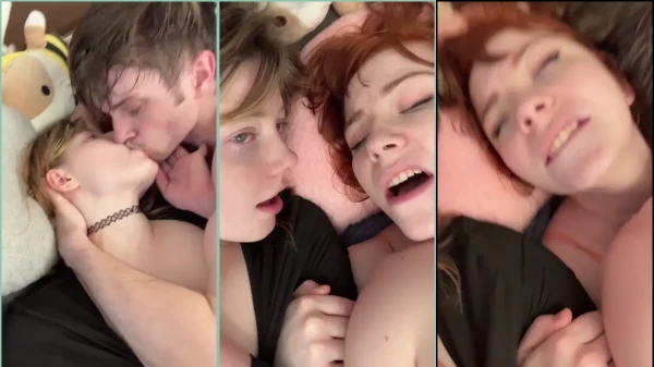 Rylie Rowan, cheia de energia e muita amizade, dando uma revezada na diversão com a amiga