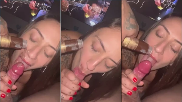 Saiu na net a Hotket dando uma chacoalhada em um membro durão!