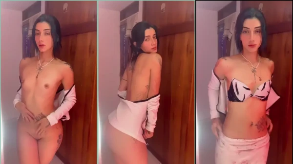 Sem roupa, a Alexa García sabe como incitar de verdade!