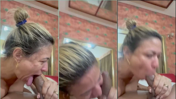 Sra Venusta saboreando o frutinho e se deliciando com o que vem a seguir