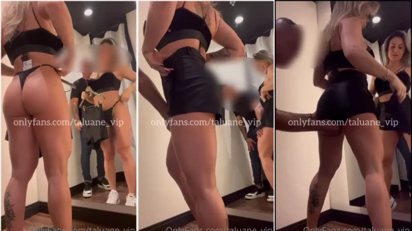 Taluane se trocando na frente do amigo