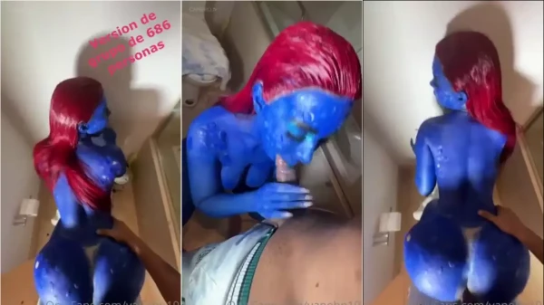 Vanessa Bohorquez se divertindo com um cosplay da Mystique dos X-Men