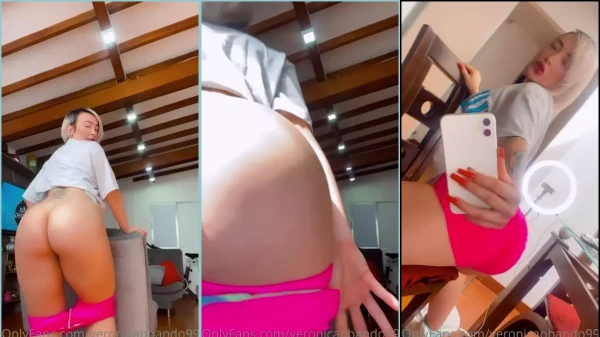 Verónica Obando animada mostrando a sua bucetinha e o bundão irresistível
