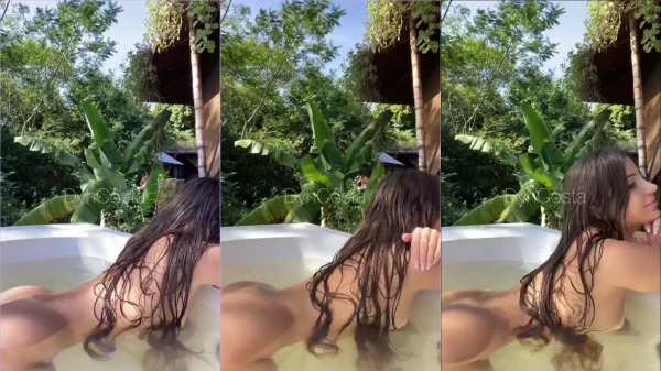 Vídeo caseiro da Dyh Costa nua na banheira