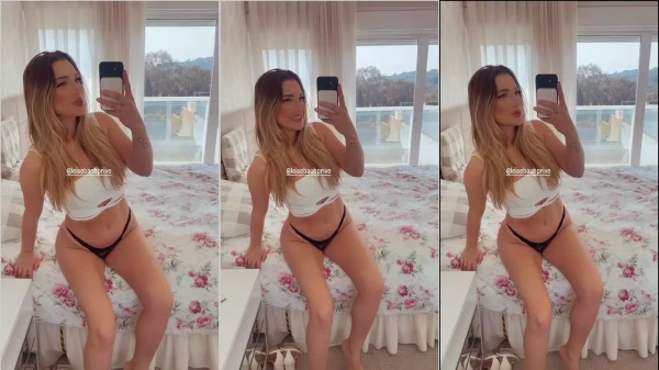 Vídeo da Leise Bach bem gostosinha e cheia de sensualidade na cama