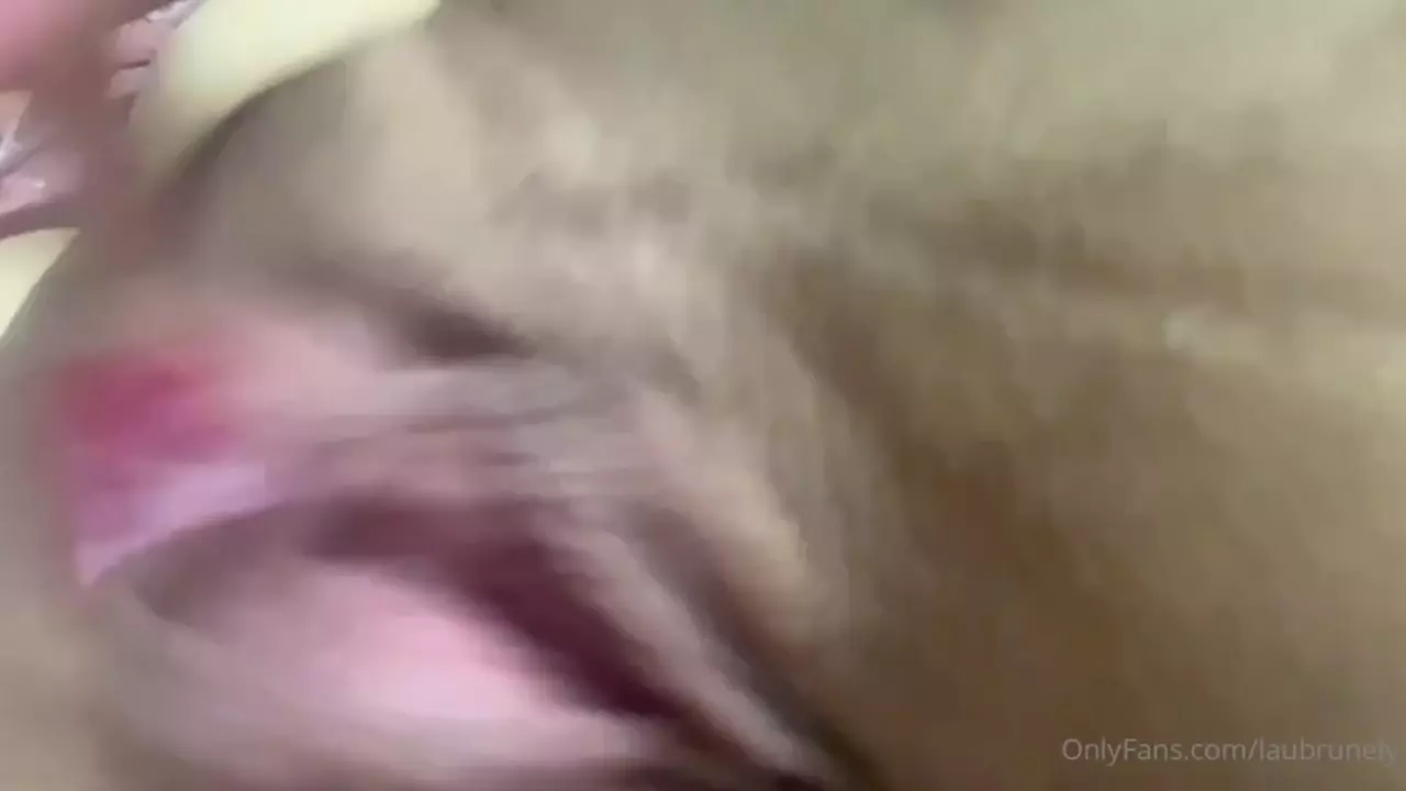 Vídeo da rola deliciosa da Laura Brunely