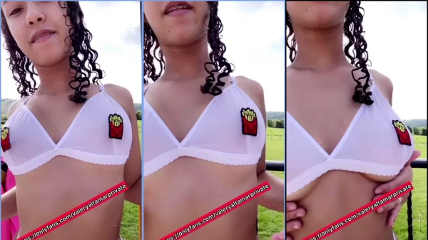 Vídeo incrível da morena Valery Altamar rebolando seu bumbum!