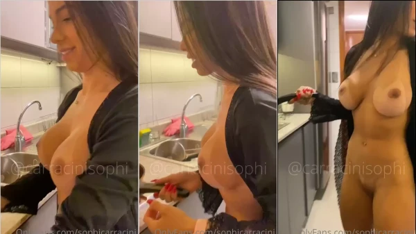 Vídeo ousado da Sophia Carracini mostrando tudo!