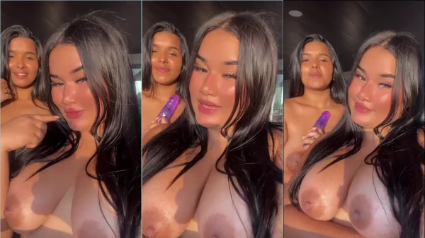 Vídeo safadinho da Angieacoss com a amiga nua!